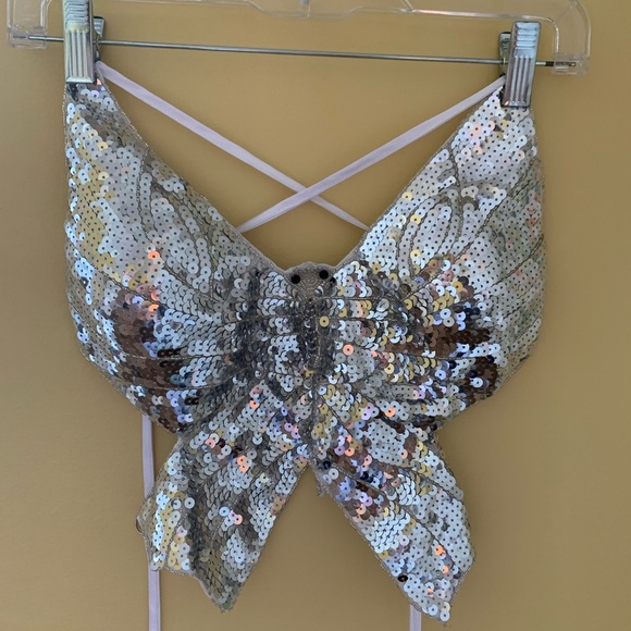 Butterfly top with lace up back - Picture 1 of 2